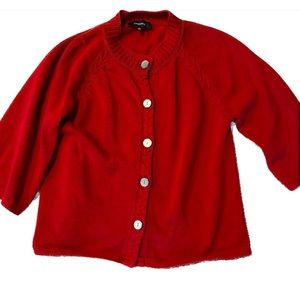 Jones Wear 100% cotton red classy cable knit detail button down 3/4 sleeve